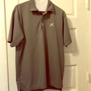 Mens Farm neck golf course polo size L